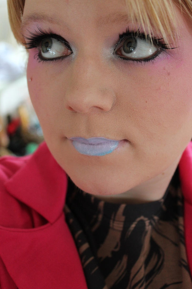 Effie Trinket Lips Eye Makeup