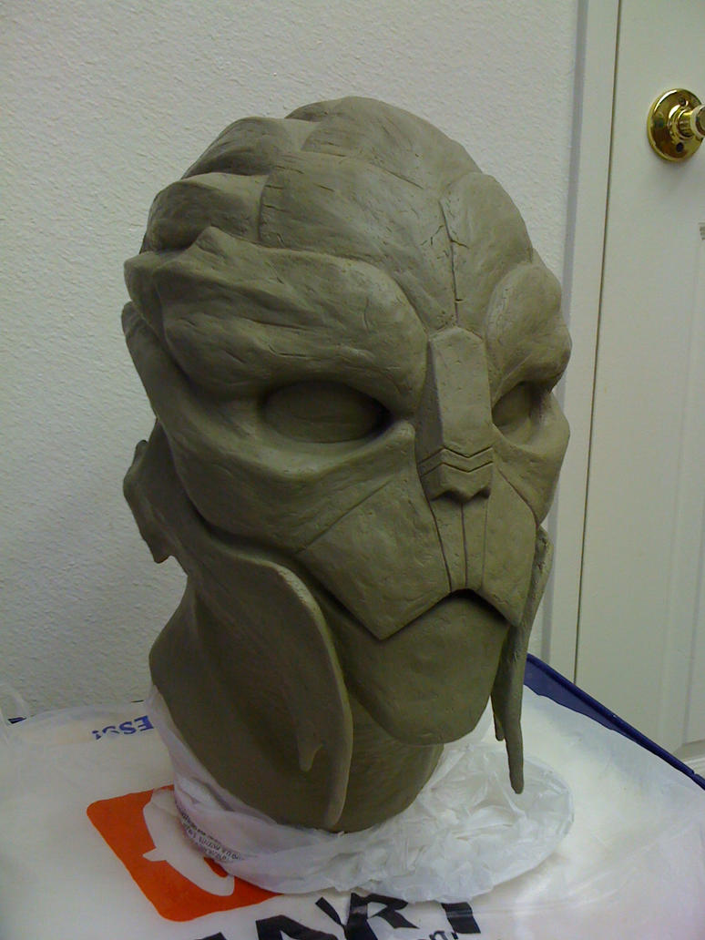 turian_sclupture_by_kaodacow-d3khovx.jpg